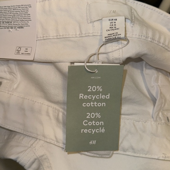 H&M DENIM JEANS. HIGH WAIST, WIDE LEG, SIZE 16 - Picture 3 of 7